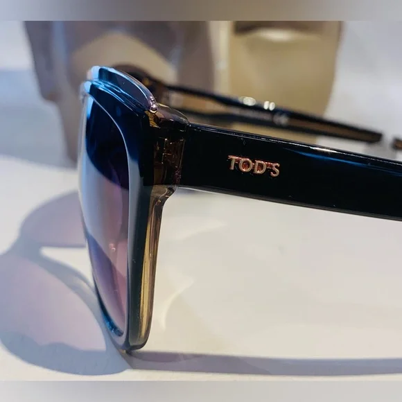 New Women’s Tod’s Sunglasses - Picture 8 of 8